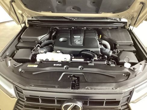 Used 2025 Lexus GX 550 AWD/4WD image 25