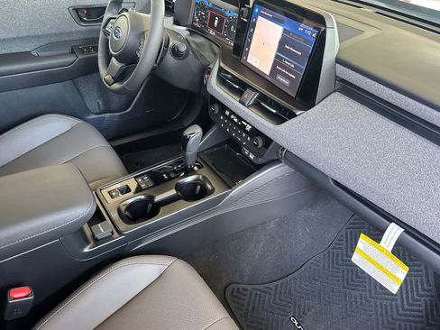 New 2026 Subaru Outback Limited AWD/4WD image 16