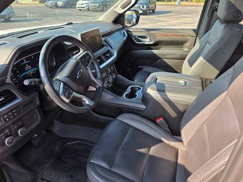 Used 2023 Chevrolet Tahoe Z71 w/ Luxury Package AWD/4WD image 20