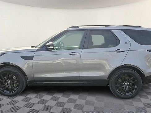 Used 2020 Land Rover Discovery Landmark image 5