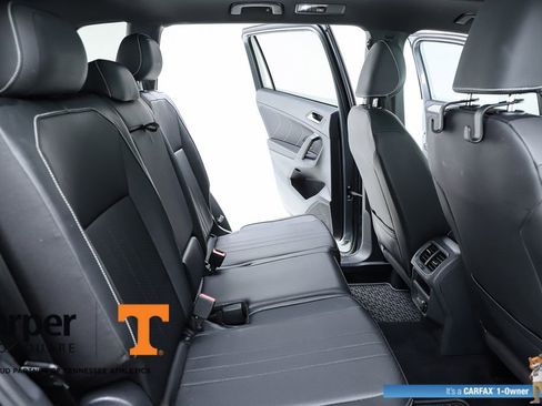 Used 2023 Volkswagen Tiguan SE R-Line image 37