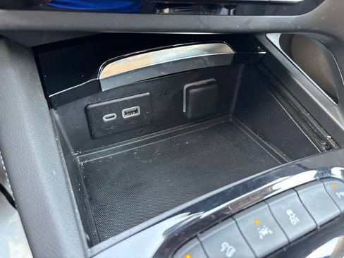 Certified 2023 Buick Envision Essence AWD/4WD image 29