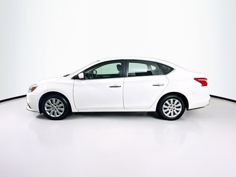Used 2019 Nissan Sentra S image 4