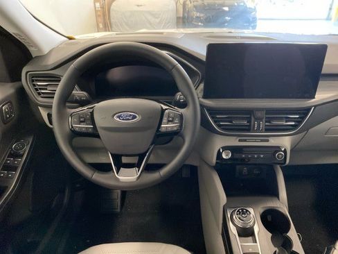 New 2024 Ford Escape SE w/ PHEV Premium Package image 11