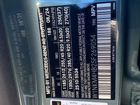 Used 2025 Mercedes-Benz GLC 300 4MATIC image 46