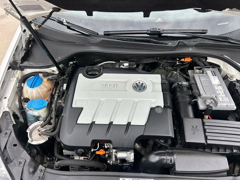 Used 2014 Volkswagen Jetta TDI FWD image 18