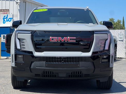 Used 2026 GMC Sierra EV Elevation AWD/4WD image 9