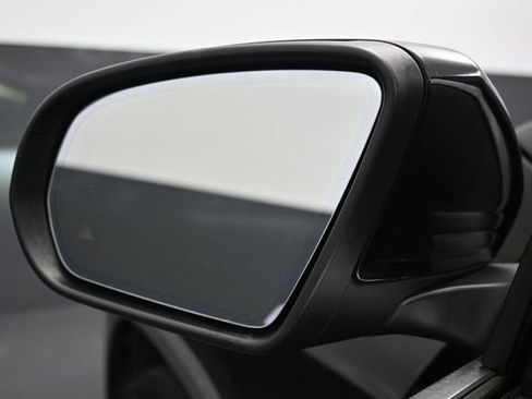 Used 2021 Mercedes-Benz GLA 250 image 4