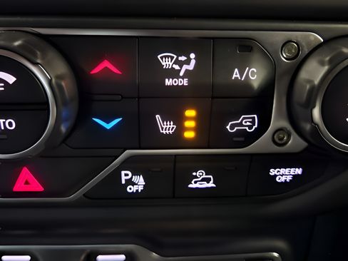Certified 2020 Jeep Gladiator Rubicon AWD/4WD image 19