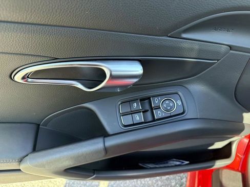 Used 2024 Porsche 718 Boxster S image 12