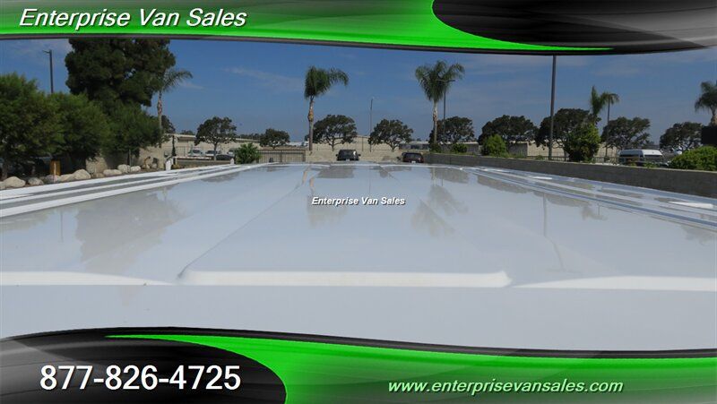 Used 2023 Ford Transit 350 XLT RWD image 15