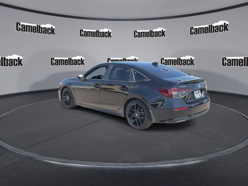 Used 2025 Honda Civic Sport image 5