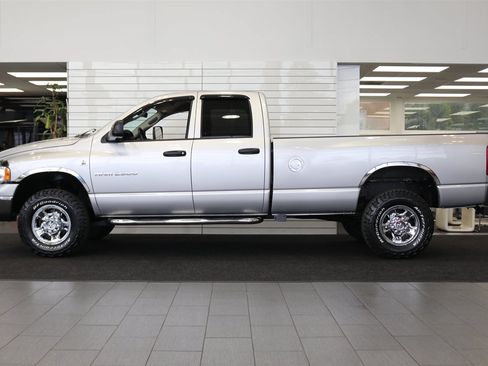 Used 2004 Dodge Ram 2500 Truck SLT w/ Trailer Tow Group AWD/4WD image 4