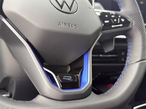 New 2026 Volkswagen Golf image 18