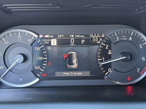 Used 2023 Land Rover Discovery Sport SE image 22