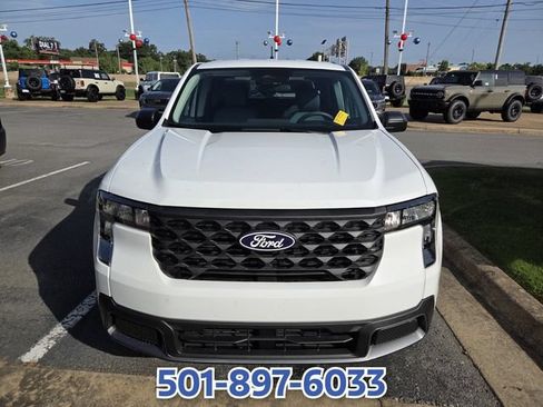 Certified 2025 Ford Maverick XLT FWD image 2