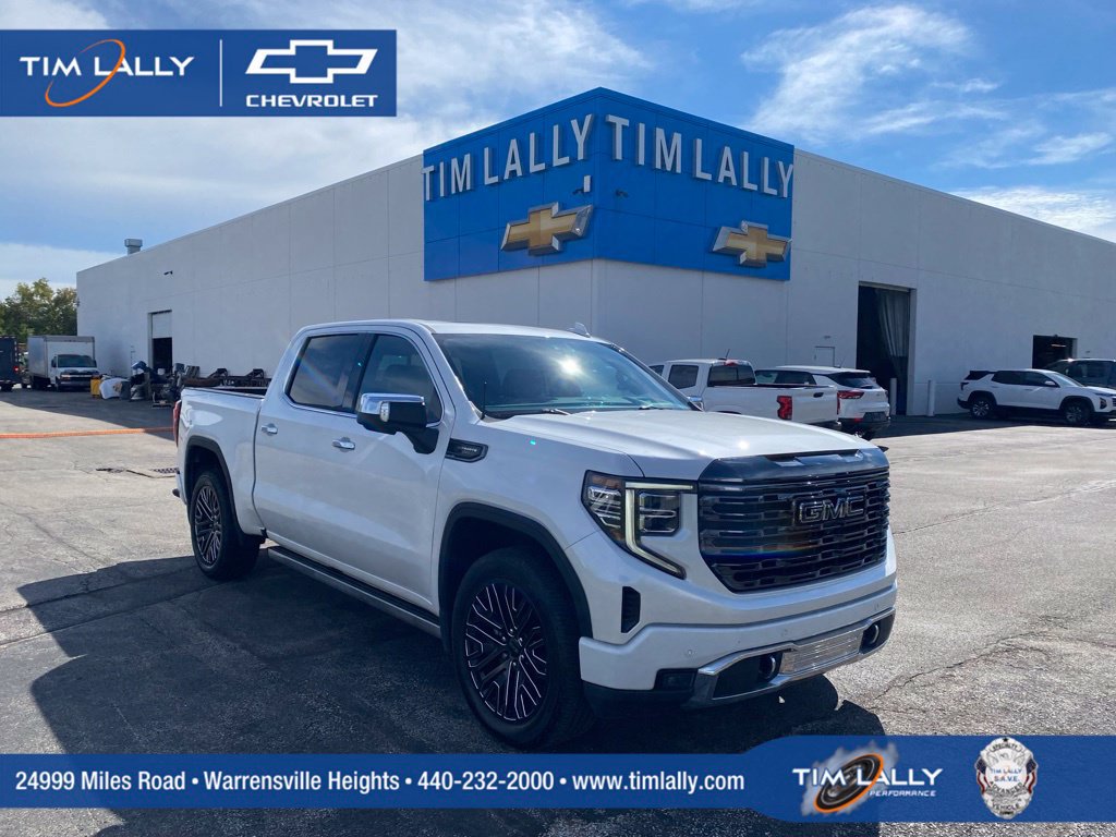 Certified 2022 GMC Sierra 1500 Denali Ultimate AWD/4WD image 1