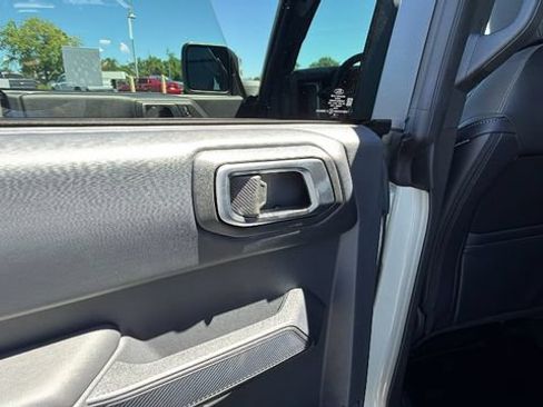 New 2026 Ford Bronco Outer Banks AWD/4WD image 16