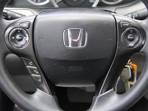 Used 2013 Honda Accord LX image 24