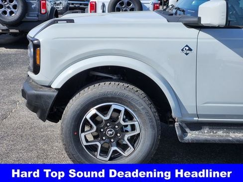 New 2026 Ford Bronco Outer Banks AWD/4WD image 9