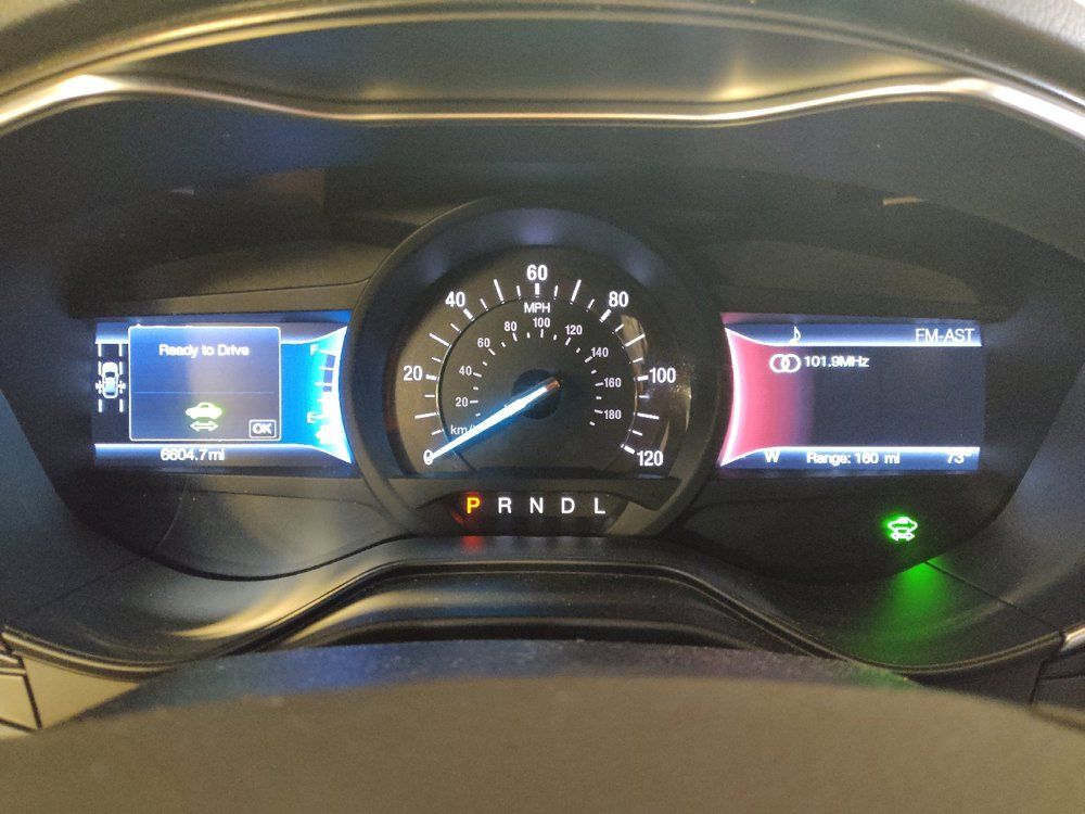 Used 2020 Ford Fusion Energi Titanium FWD image 23