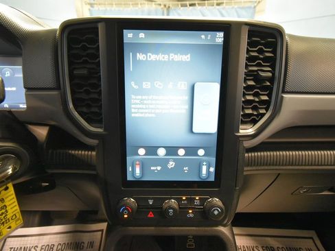 Used 2025 Ford Ranger XL AWD/4WD image 18