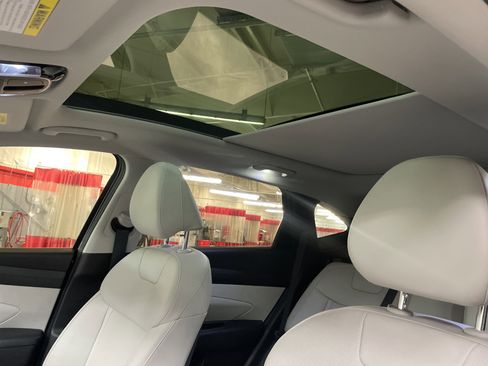 Used 2025 Hyundai Tucson SEL AWD/4WD image 28