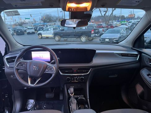 Used 2025 Buick Encore GX Preferred image 27