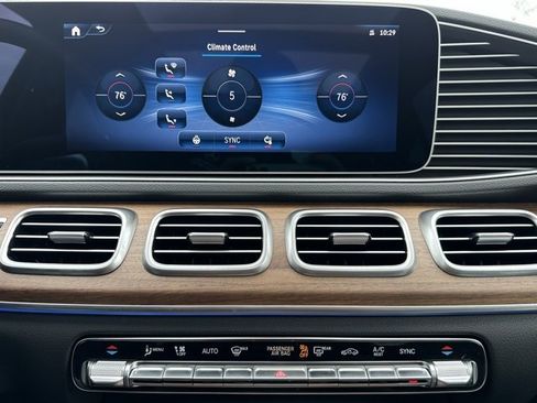 Used 2025 Mercedes-Benz GLE 350 4MATIC image 25