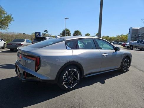 New 2026 Kia K4 GT-Line image 9