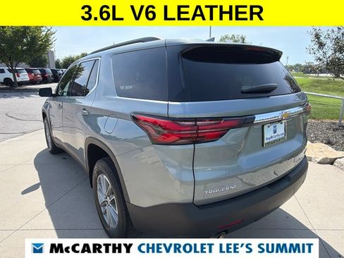 Used 2023 Chevrolet Traverse LT FWD image 12