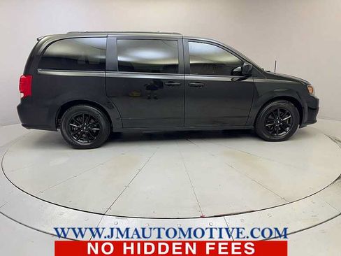 Used 2019 Dodge Grand Caravan GT FWD image 6