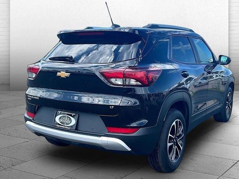 Used 2025 Chevrolet TrailBlazer LT AWD/4WD image 14