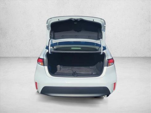 Certified 2025 Toyota Corolla LE image 6