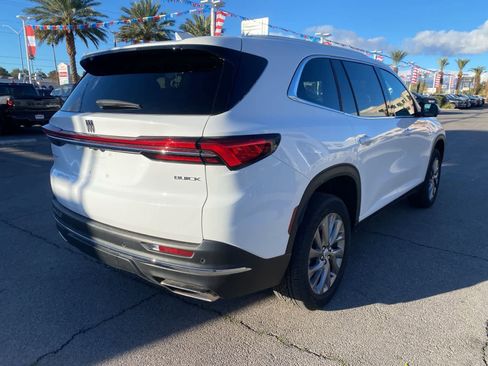 Used 2025 Buick Enclave Preferred image 6