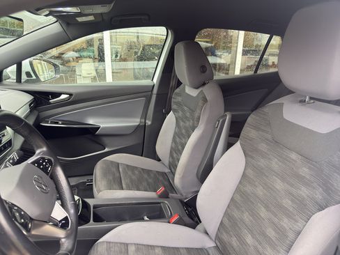 Used 2021 Volkswagen ID.4 Pro image 8