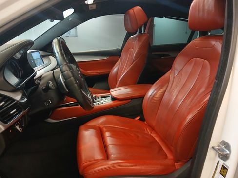 Used 2019 BMW X6 xDrive35i w/ M Sport Package image 15