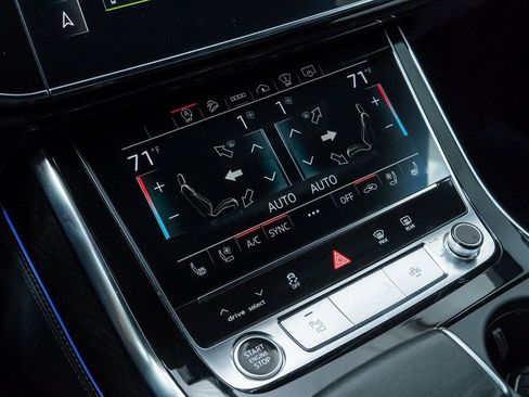 Used 2021 Audi Q8 Prestige image 19