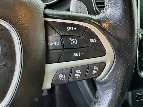 Used 2017 Dodge Durango R/T w/ Technology Group AWD/4WD image 27