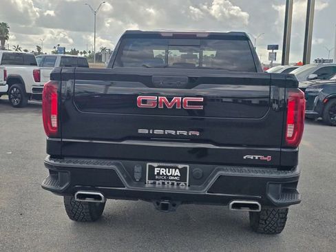 Used 2022 GMC Sierra 1500 AT4 w/ AT4 Preferred Package AWD/4WD image 6