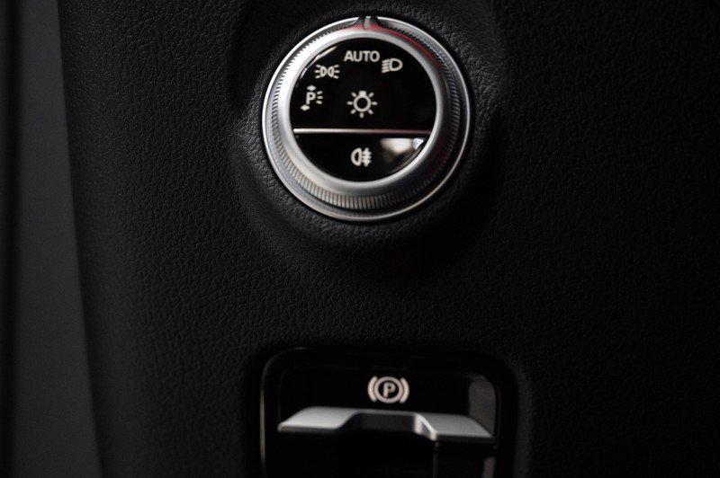 New 2026 Mercedes-Benz CLE 300 4MATIC Coupe image 21