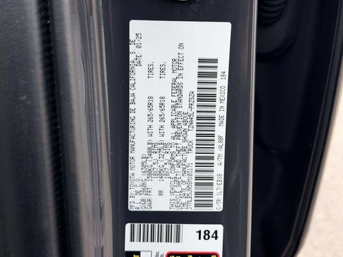Certified 2025 Toyota Tacoma Limited AWD/4WD image 27