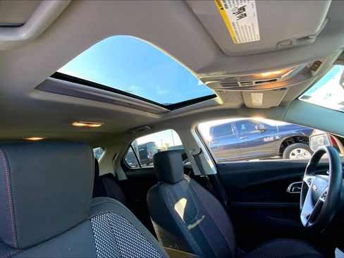 Used 2017 Chevrolet Equinox LT w/ Convenience Package AWD/4WD image 21