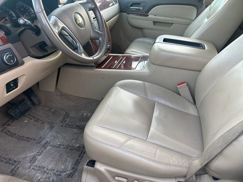 Used 2011 Chevrolet Tahoe LTZ image 14