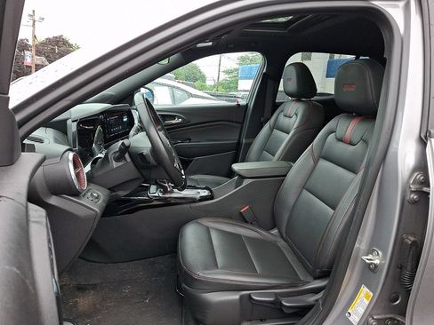 Certified 2024 Chevrolet Trax RS w/ Sunroof Package FWD image 19
