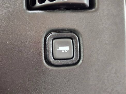 Used 2022 Chevrolet Express 3500 w/ Power Convenience Package RWD image 15