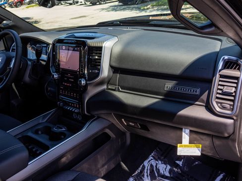 New 2026 RAM 3500 Big Horn AWD/4WD image 38