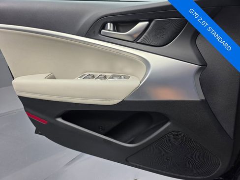 Used 2023 Genesis G70 2.0T RWD image 28