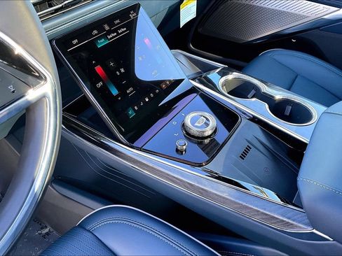 New 2026 Cadillac Escalade IQ Luxury 2 w/ LPO, Floor Liner Package AWD/4WD image 10