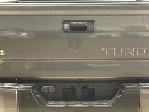 Used 2019 Toyota Tundra Platinum image 11